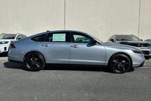 2025 Honda Accord Hybrid 