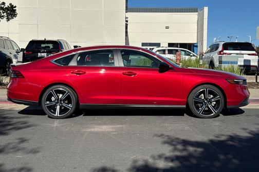 2025 Honda Accord Hybrid 