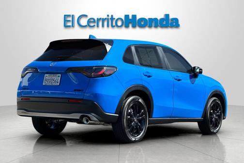 Boost Blue Pearl 2026 Honda HR-V