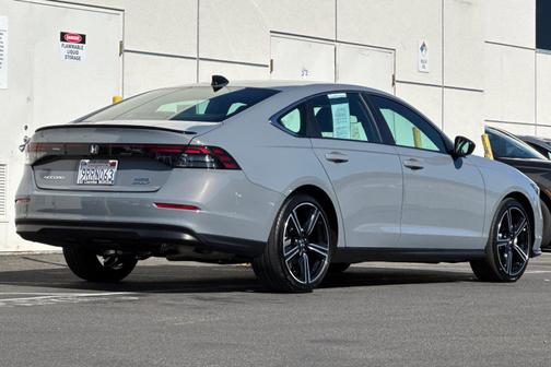 2025 Honda Accord Hybrid