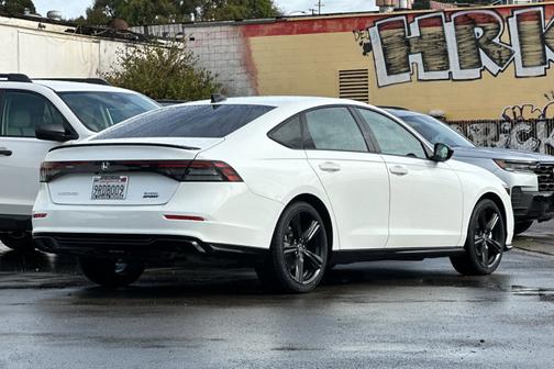 2025 Honda Accord Hybrid 