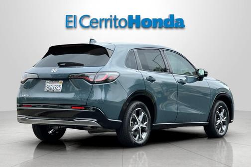 Nordic Forest Pearl 2024 Honda HR-V
