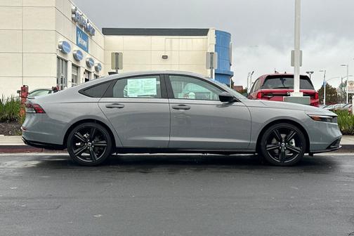 2024 Honda Accord Hybrid 