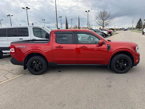HOT PEPPER RED TC METALLIC 2022 Ford Maverick LARIAT