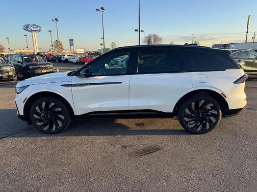 2025 Lincoln Nautilus RESERVE