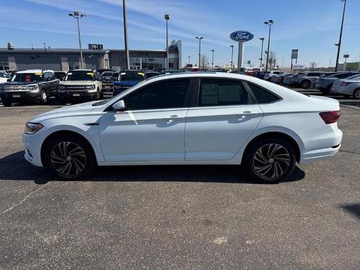 2019 Volkswagen Jetta 1.4T SEL PREMIUM