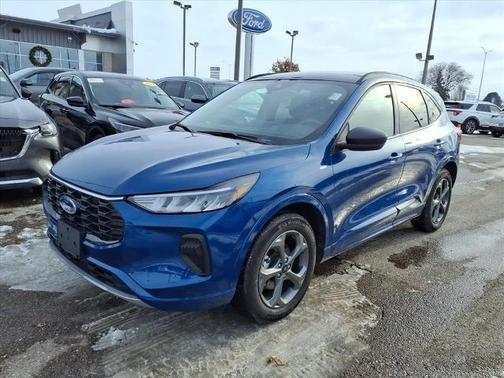 2023 Ford Escape ST-LINE