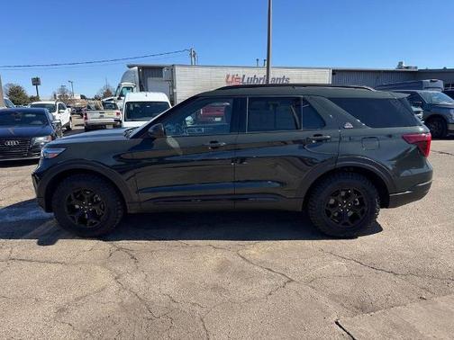 FORGED GREEN METALLIC 2022 Ford Explorer TIMBERLINE