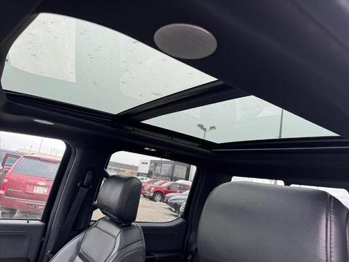 AGATE BLACK METALLIC 2022 Ford F-150 RAPTOR