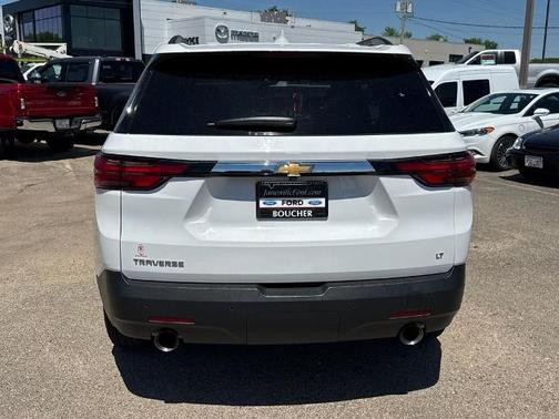 Summit White 2022 Chevrolet Traverse LT CLOTH