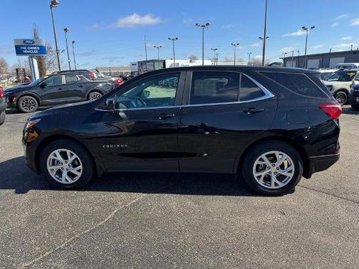 Mosaic Black Metallic 2021 Chevrolet Equinox LT W/1LT