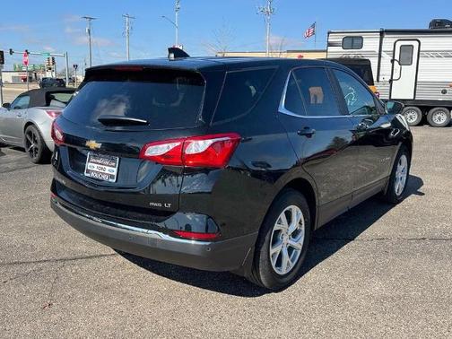Mosaic Black Metallic 2021 Chevrolet Equinox LT W/1LT