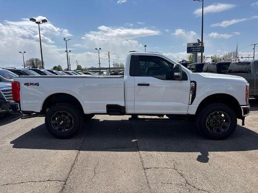 OXFORD WHITE 2024 Ford F-250 XL