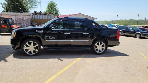 2011 Cadillac Escalade EXT Luxury