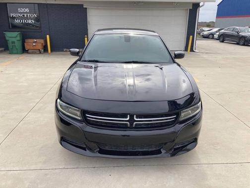 2017 Dodge Charger SE
