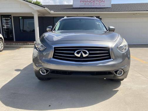 2014 INFINITI QX70 Base