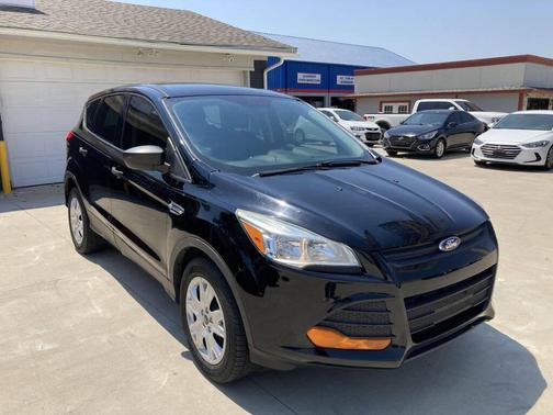 2016 Ford Escape S