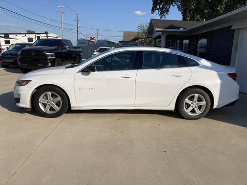 2022 Chevrolet Malibu 1LS