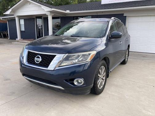 2015 Nissan Pathfinder SV
