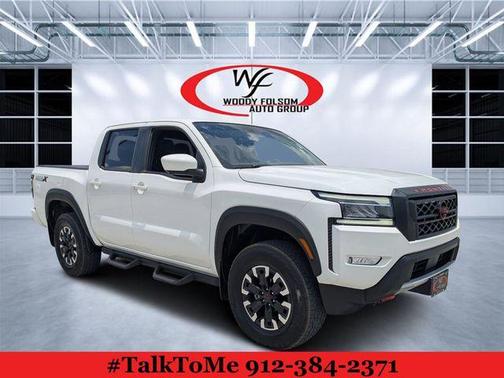 Glacier White 2023 Nissan Frontier PRO-X