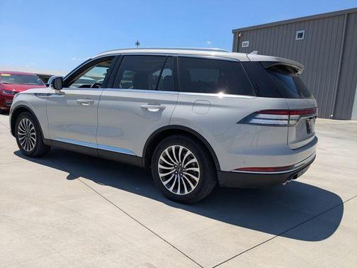 Pearl Metallic 2020 Lincoln Aviator Reserve RWD