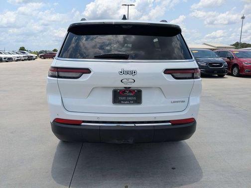 Bright White Clearcoat 2025 Jeep Grand Cherokee L Limited