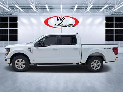 Oxford White 2025 Ford F-150 XLT