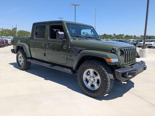 2021 Jeep Gladiator Sport