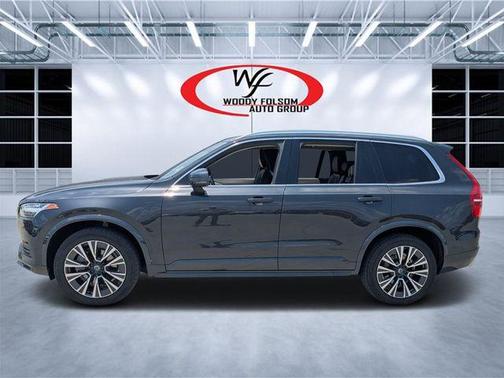 Gray Metallic 2021 Volvo XC90 T5 Momentum 7 Passenger