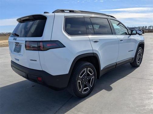 2026 Jeep Cherokee LAREDO/LIMITED