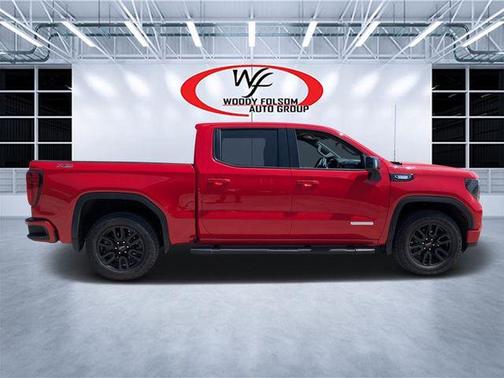 2025 GMC Sierra 1500 Elevation