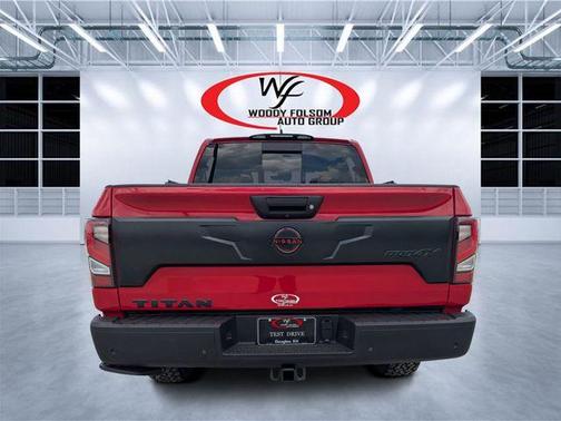 Red Alert 2023 Nissan Titan PRO-4X
