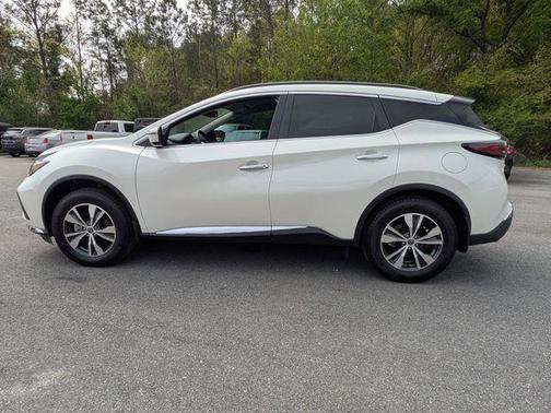 White 2024 Nissan Murano SV