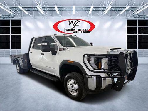 Summit White 2025 GMC Sierra 3500 Pro