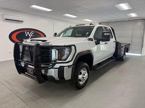 2025 GMC Sierra 3500 Pro