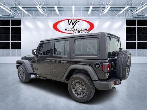 Black Clearcoat 2026 Jeep Wrangler Sport