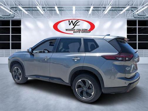 Gun Metallic 2025 Nissan Rogue SV