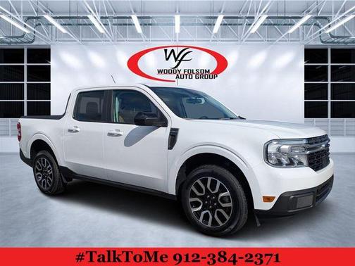 Oxford White 2024 Ford Maverick Lariat