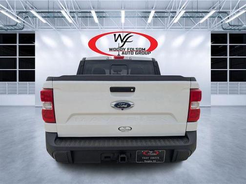 Oxford White 2024 Ford Maverick Lariat