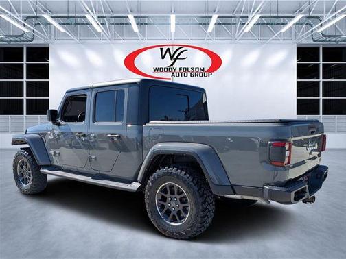 2022 Jeep Gladiator Overland