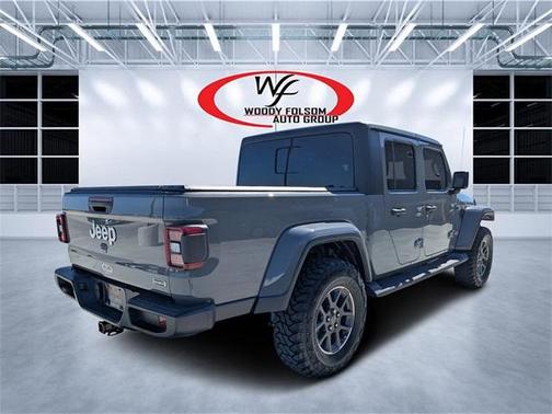 2022 Jeep Gladiator Overland
