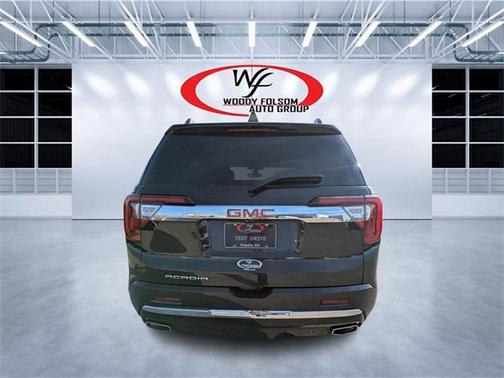 2020 GMC Acadia Denali