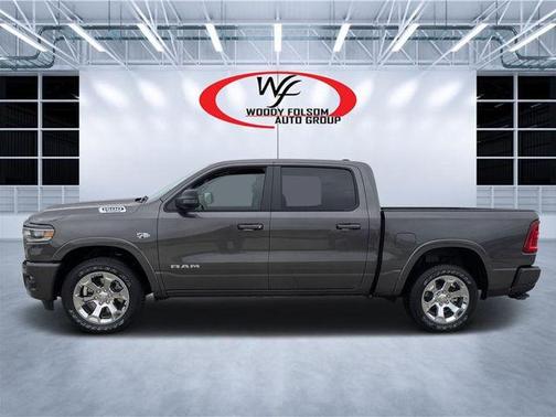 Granite Crystal Clearcoat Metallic 2026 RAM 1500 Big Horn/Lone Star