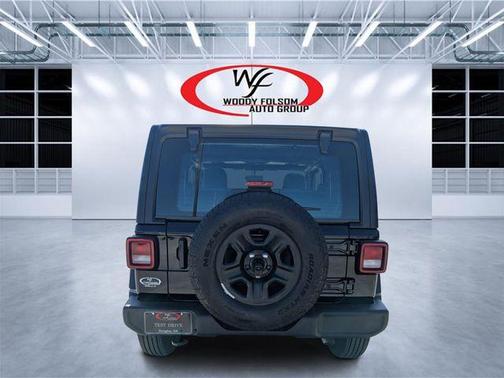 Black Clearcoat 2026 Jeep Wrangler Sport