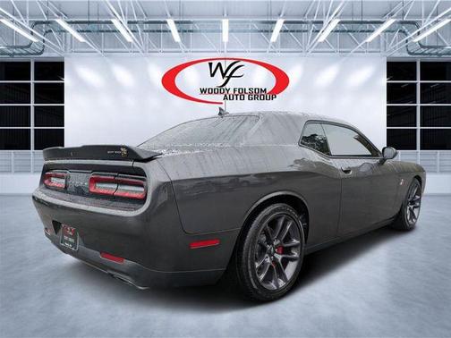 2022 Dodge Challenger R/T Scat Pack