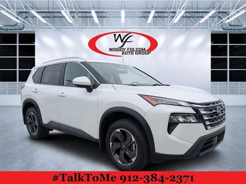 Everest White P 2024 Nissan Rogue SV
