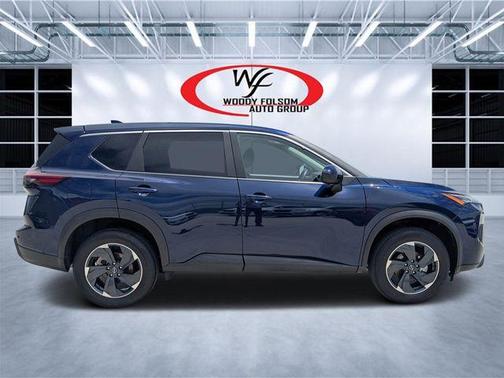 Deep Ocean Blue 2025 Nissan Rogue SV