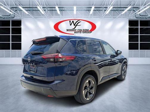 Deep Ocean Blue 2025 Nissan Rogue SV