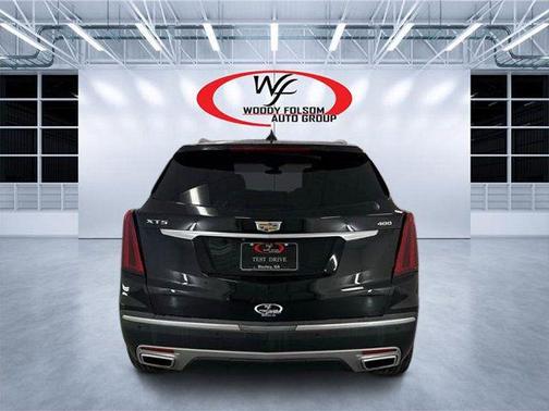 Stellar Black Metallic 2020 Cadillac XT5 Premium Luxury