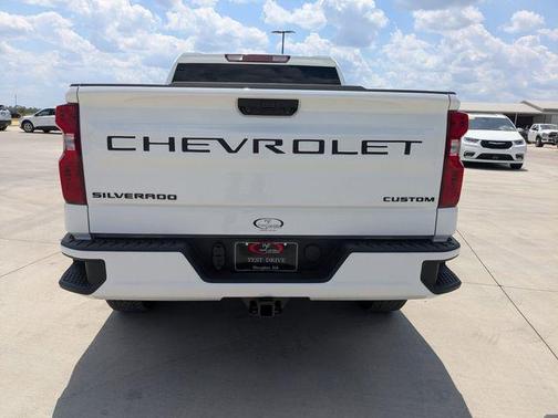 Summit White 2024 Chevrolet Silverado 1500 Custom